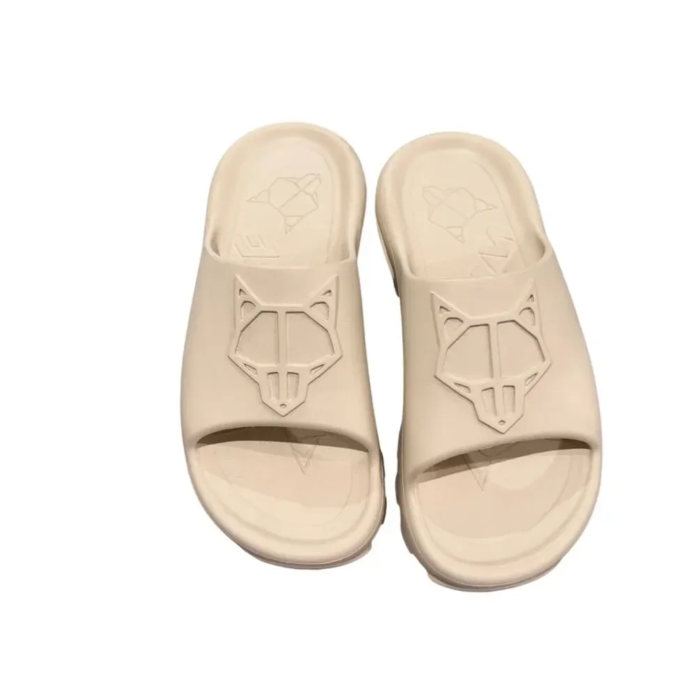 Naked Wolf Tommy Bone Color Slides Size 8 US